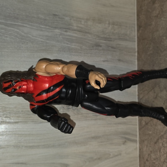 (J21)WWE MATTEL KANE TrueMoves Hinged 11.5" Wrestling Wrestler WWF Action Figure - Picture 1 of 6